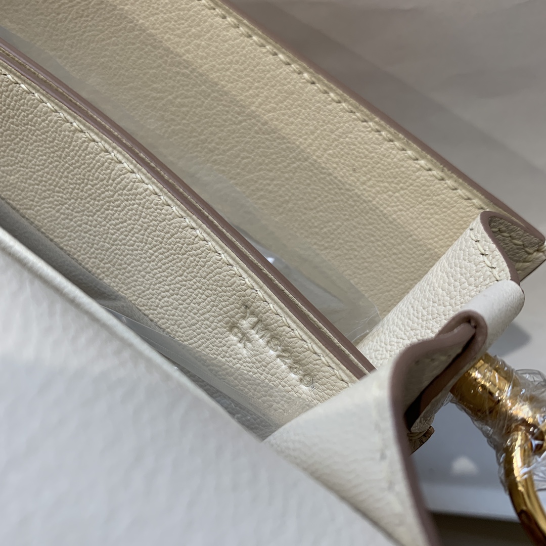 에르메스 룰리스18 나타 화이트 금장 에버컬러